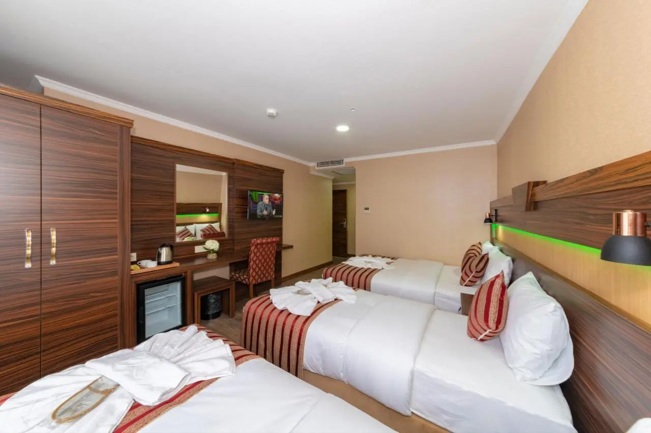Vision Deluxe Hotel