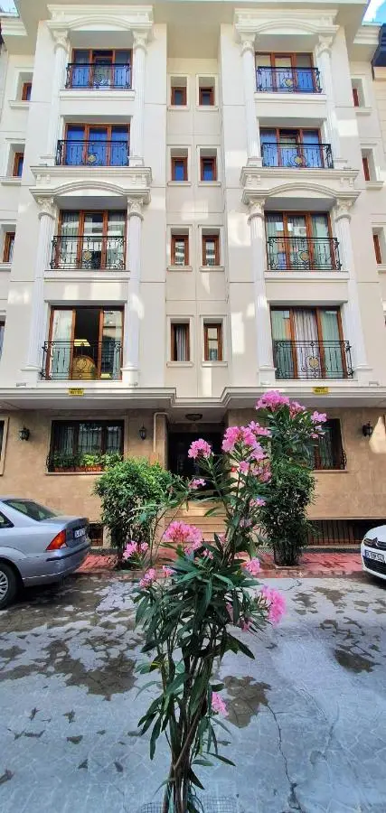 Taksim Flat
