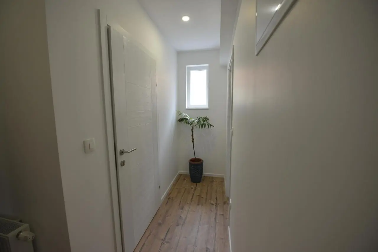 Villa Flower with Free Onsite Parking