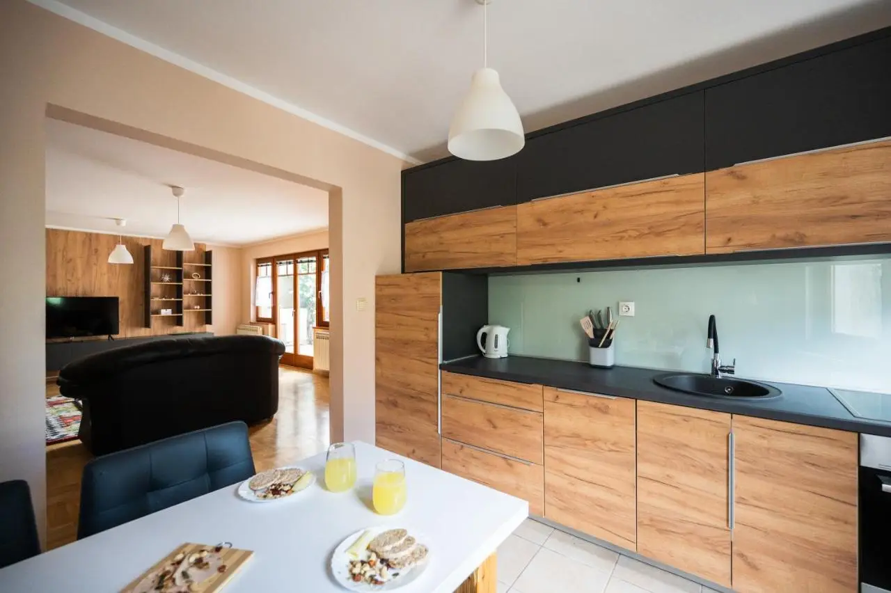 Duplex Apartment for up to 12 people- Old Town