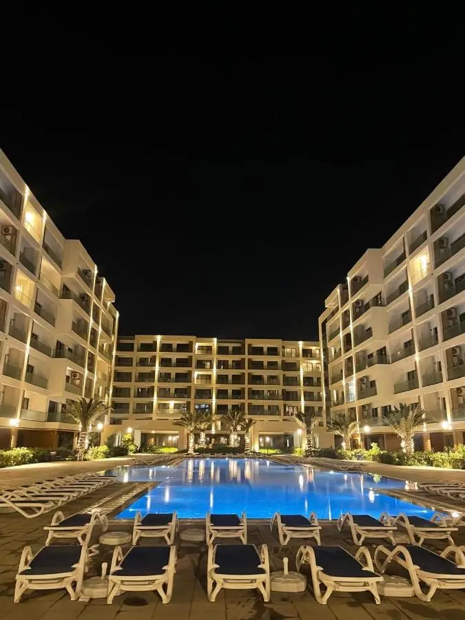 Sea Breeze, "Park Residence-2"