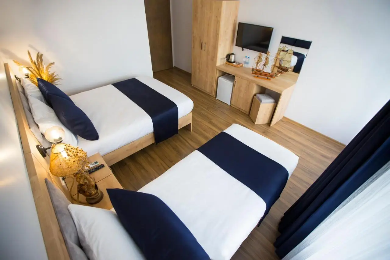 Golden Street Hotel