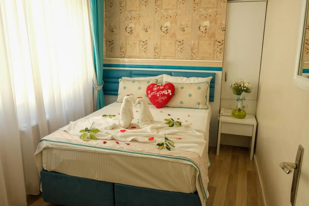 Star Holiday Hotel