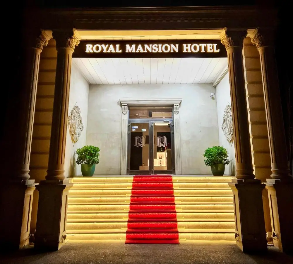 Royal Mansion Hotel