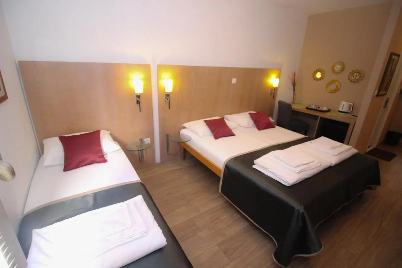 "VILLA DENY" Boutique HOTEL - included "FREE PARKING"