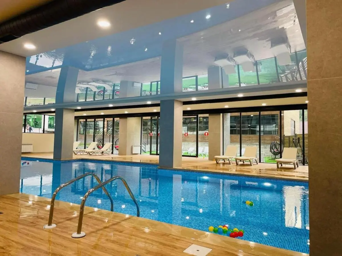 Crystal New Resort