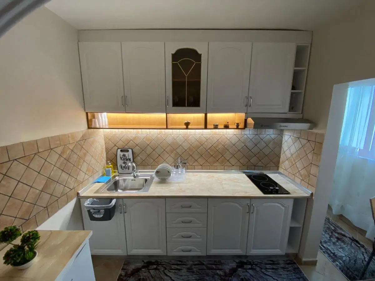 Lucas Apartment 2