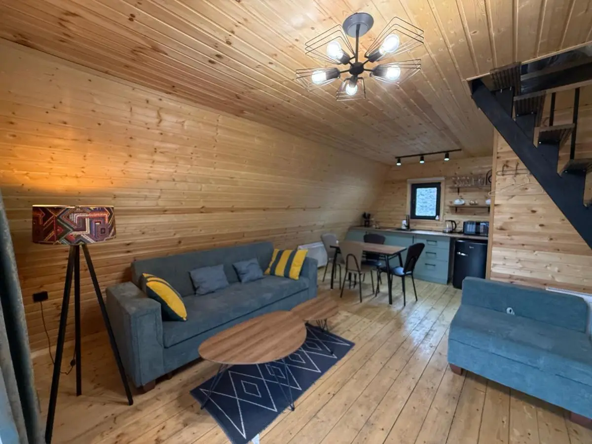 Sanseco Cottage