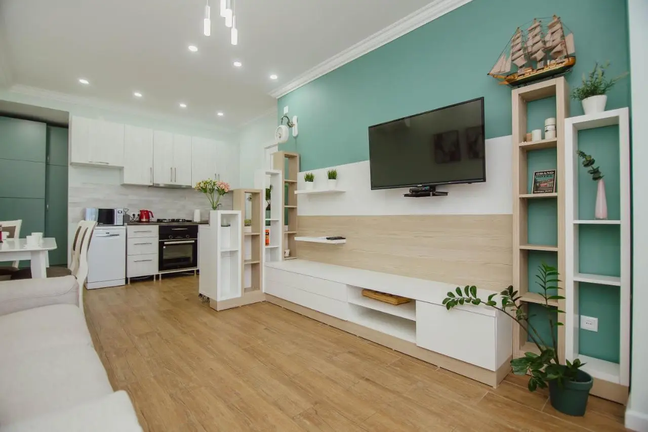 Happy apartments