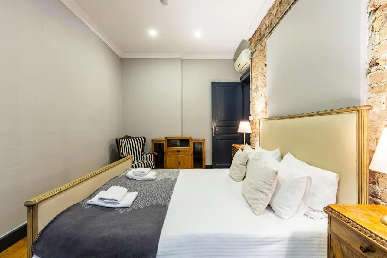 Ganbaru Tours - Flats in Galata