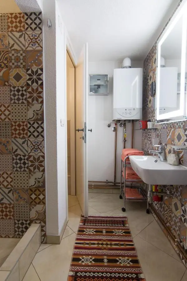 APARTMENTS VRANAS