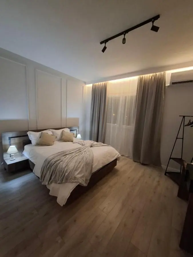 CastleView Suites