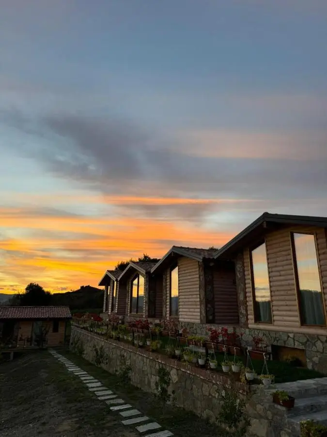 Guest House Si n'shpi tande - Mrizi i Zanave