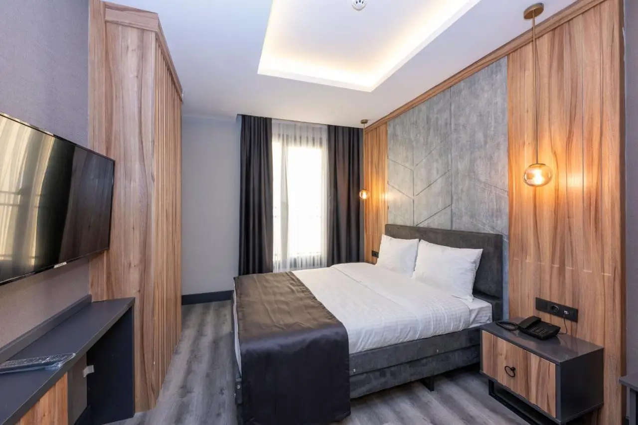 The Nirvanas Hotel