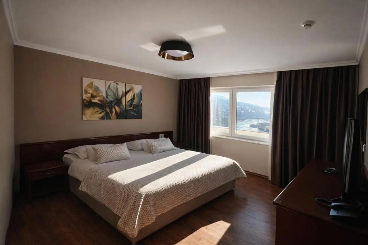 Hotel Bristol