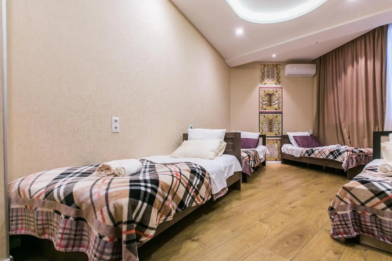 Sweet Home VIP 8 at Freedom Square