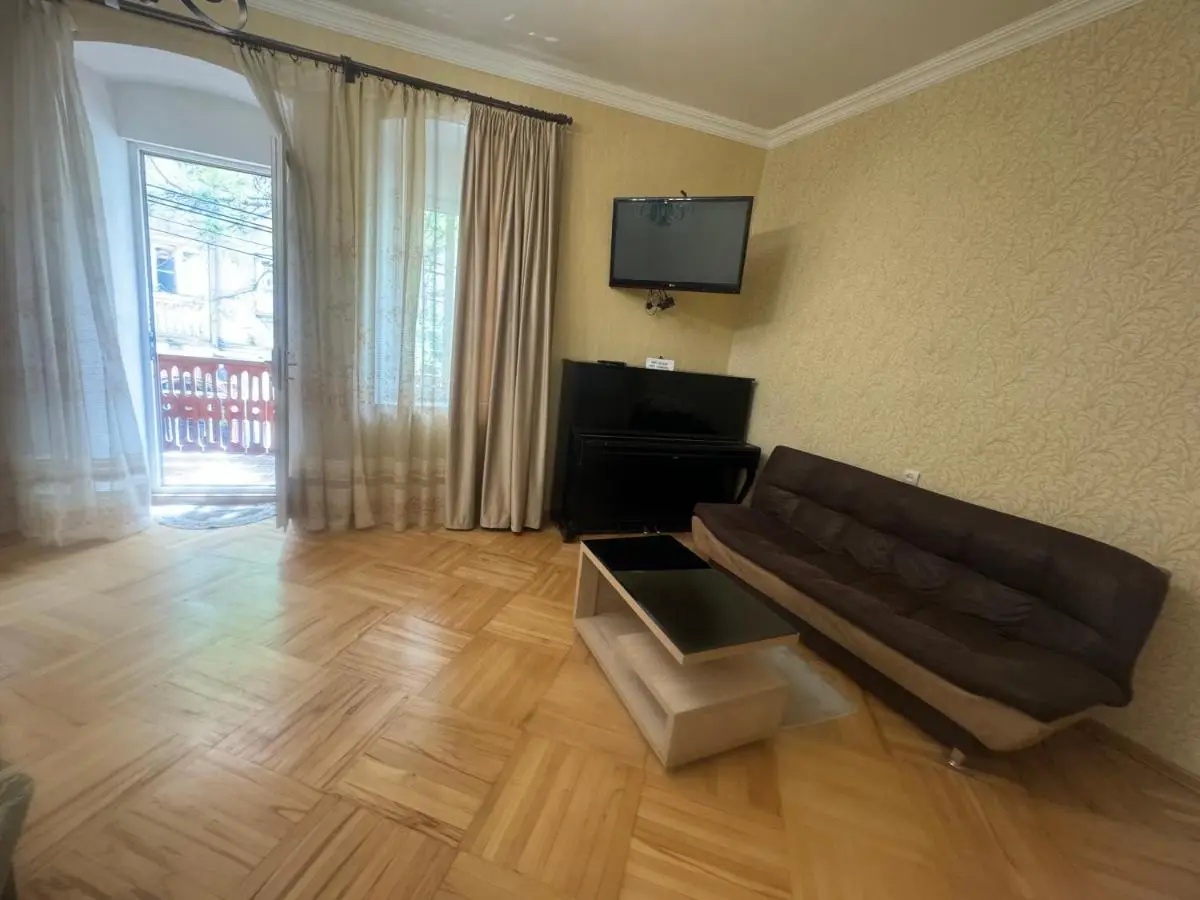Giorgi Apartment