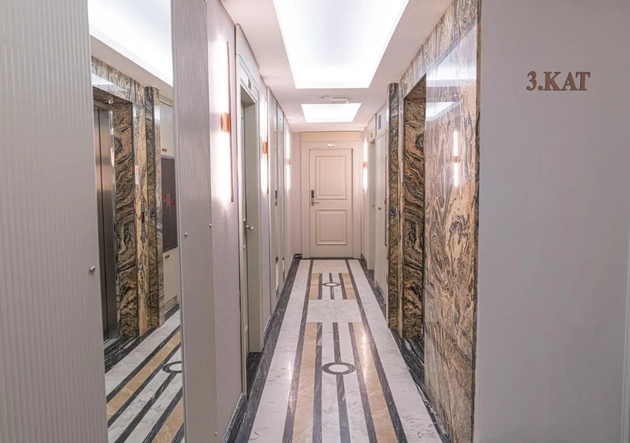 Cetin Port Hotel