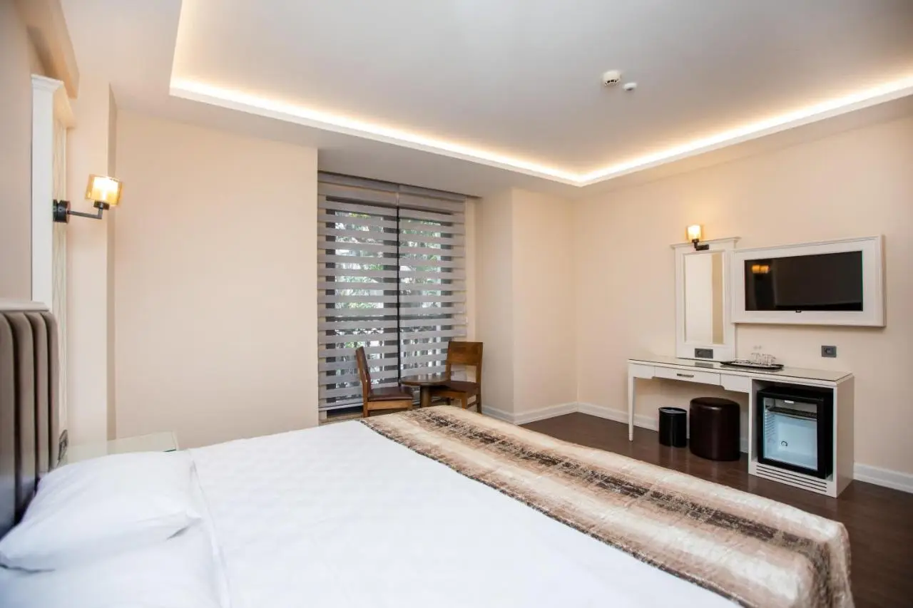 PRAG HOTEL