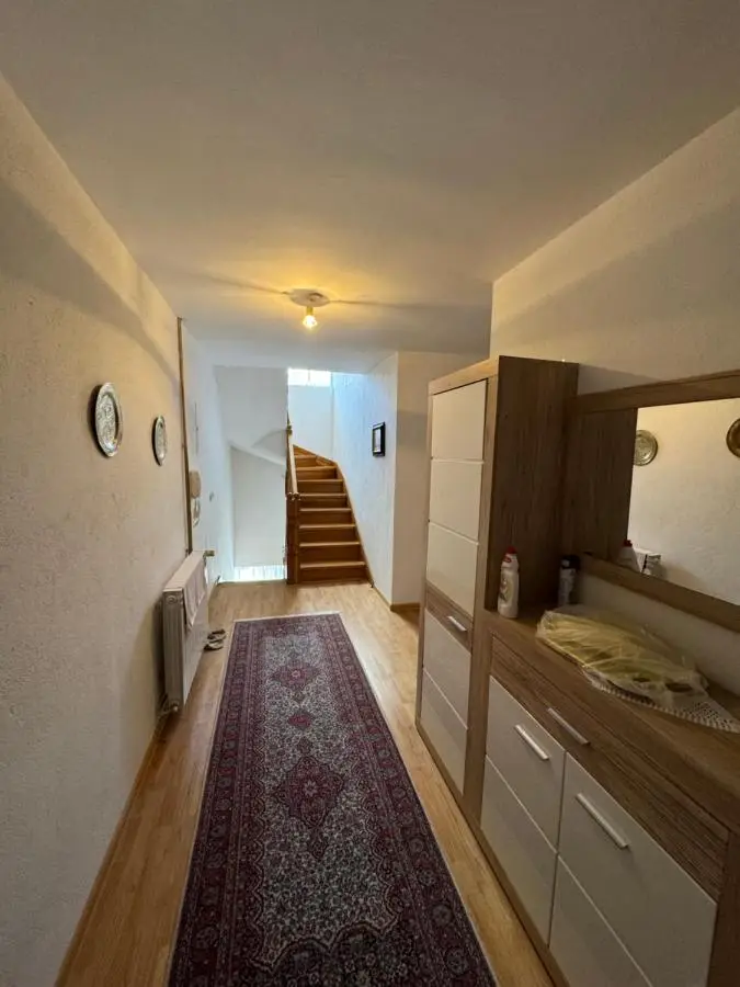 Idas Guesthouse - Kuća na jezeru - Haus am See - Privatunterkunft - Čelebići kod Konjica