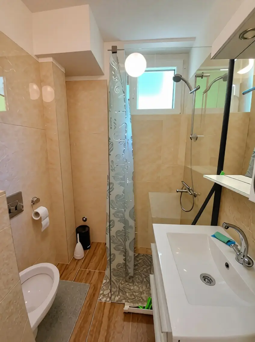 "MONNA" apartment for four in Švrakino