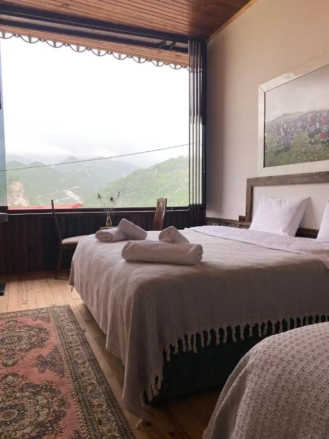 AYVADERE 102 Karadeniz kus cenneti dağ manzaralı