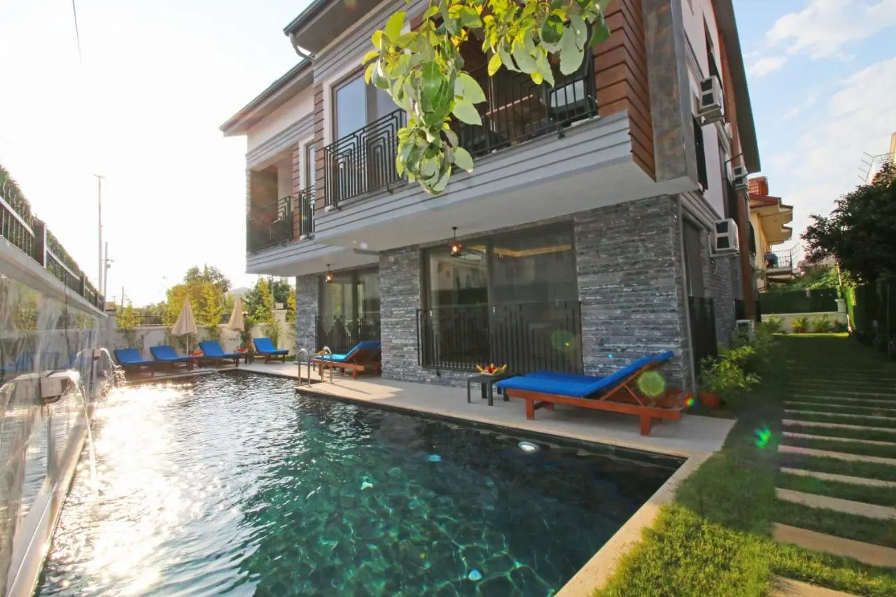Caglar Residence