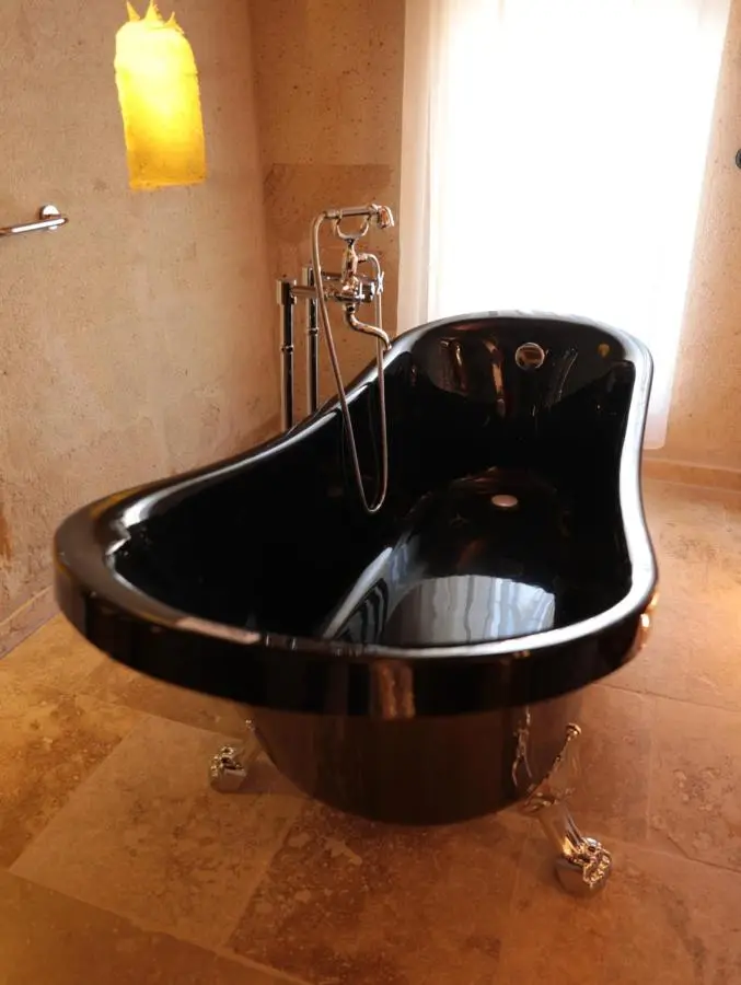 Hira Cave Hotel