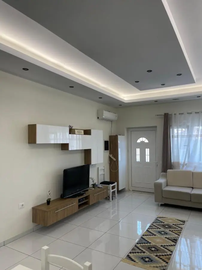 Franco Apartments