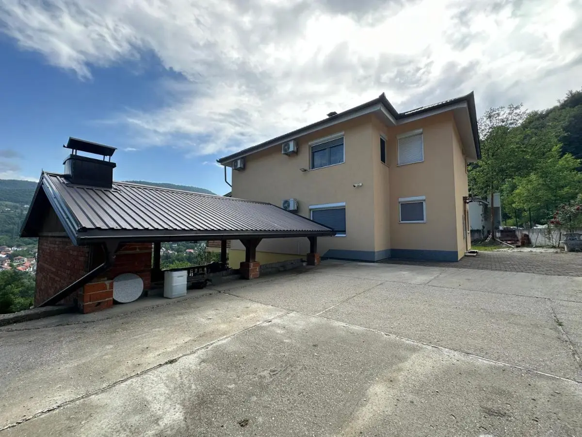 Happy House