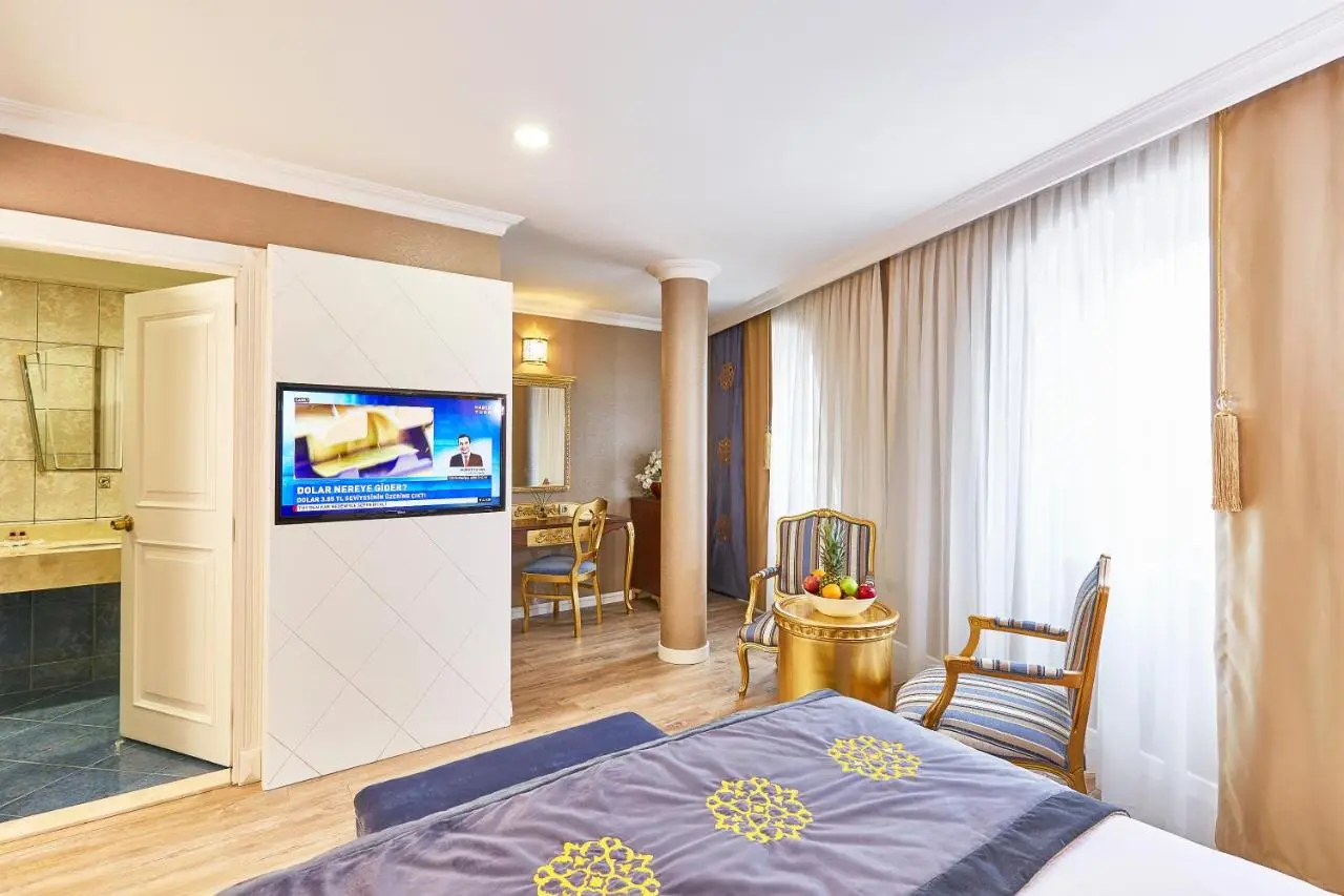 Seres Hotel Old City