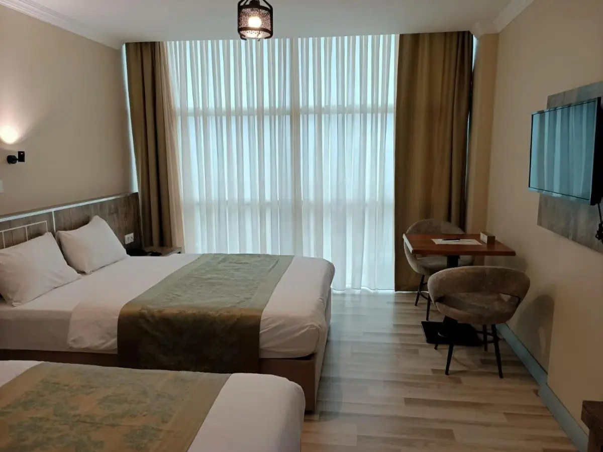 Bal Hotel