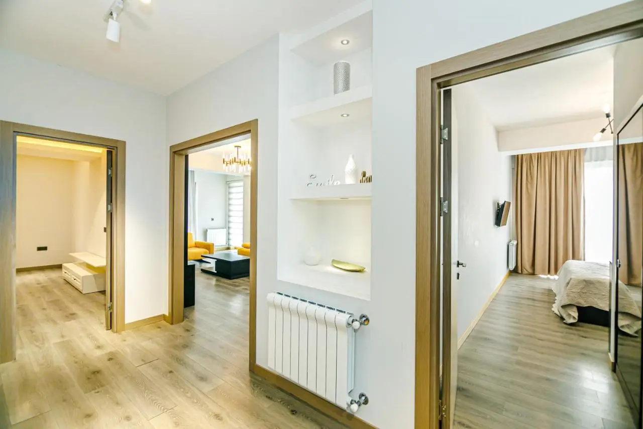 KING Luxury Apartment in Baku