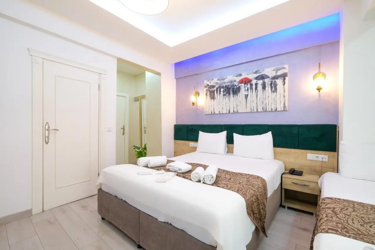 Loren Hotel&Suites