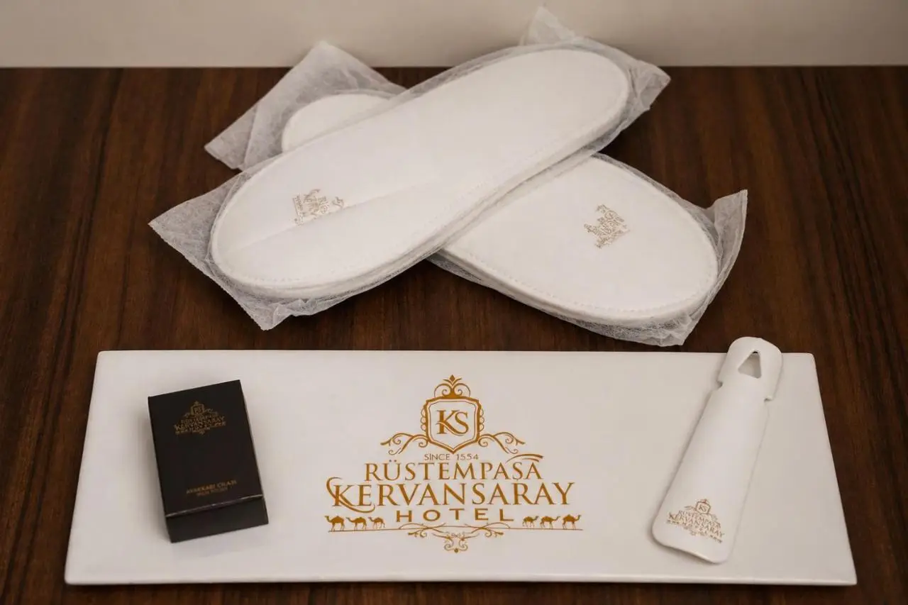 Rüstempaşa Kervansaray Hotel with Free Parking
