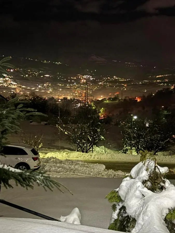 Holiday & Living House Near Sarajevo