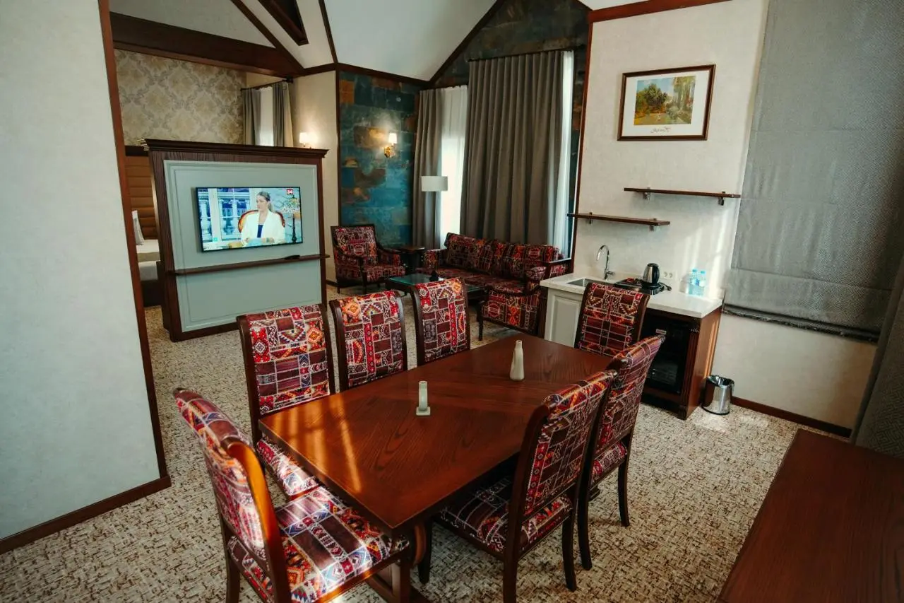 Hill Chalet Hotel Gabala