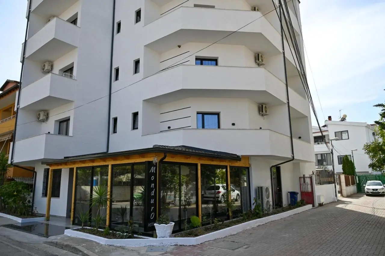 MondurO Hotel