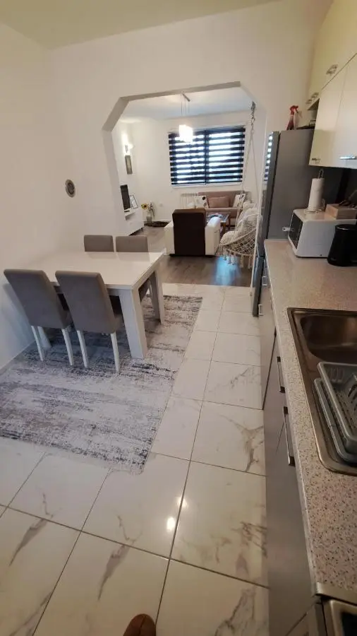 Silver Apartment