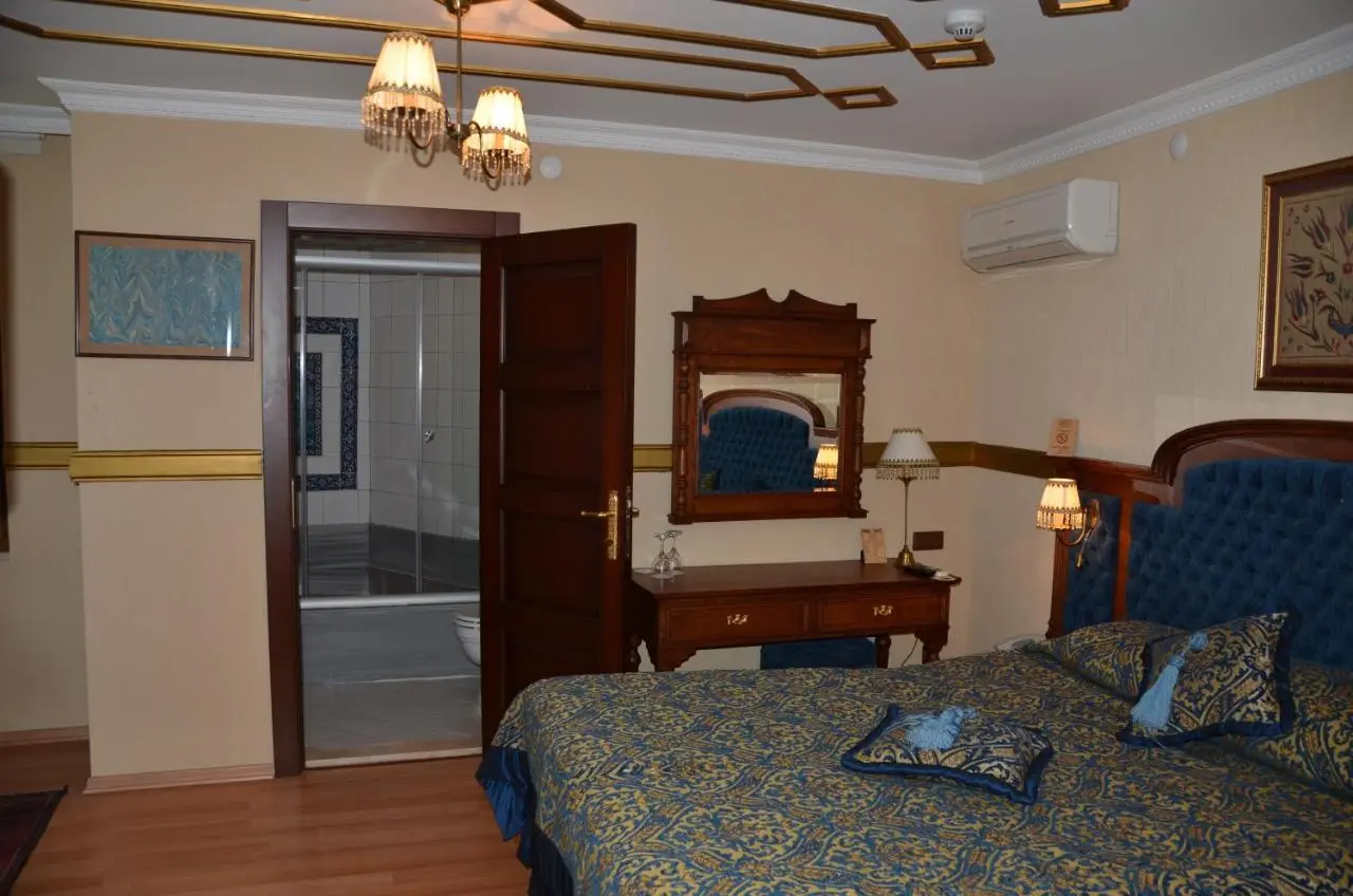 Aruna Boutique Hotel