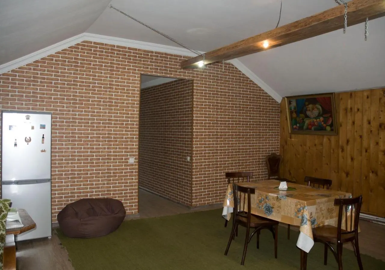 Rachvela's Guest House