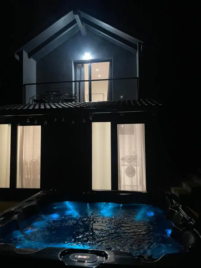 Vikendica u prirodi na ranču