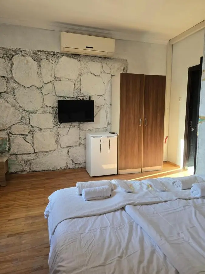 Hirmas boutique hotel