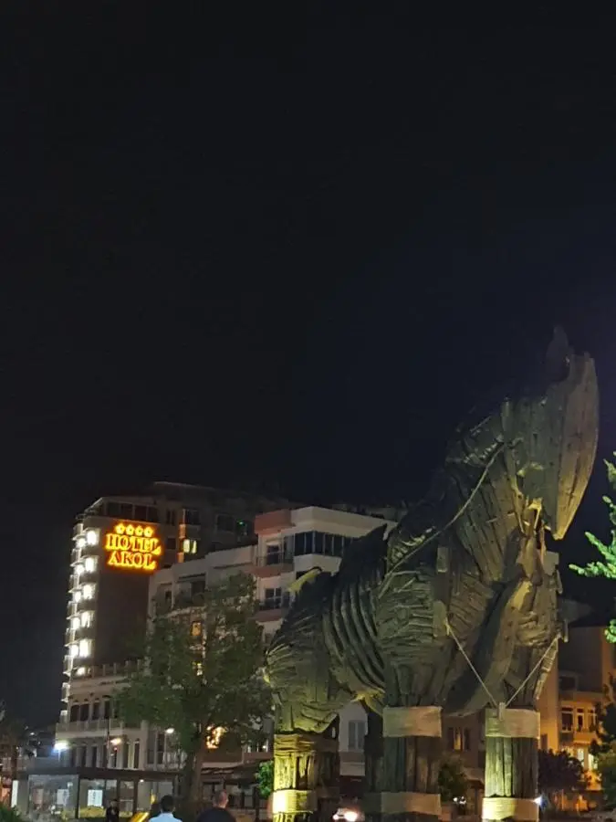 Akol Hotel