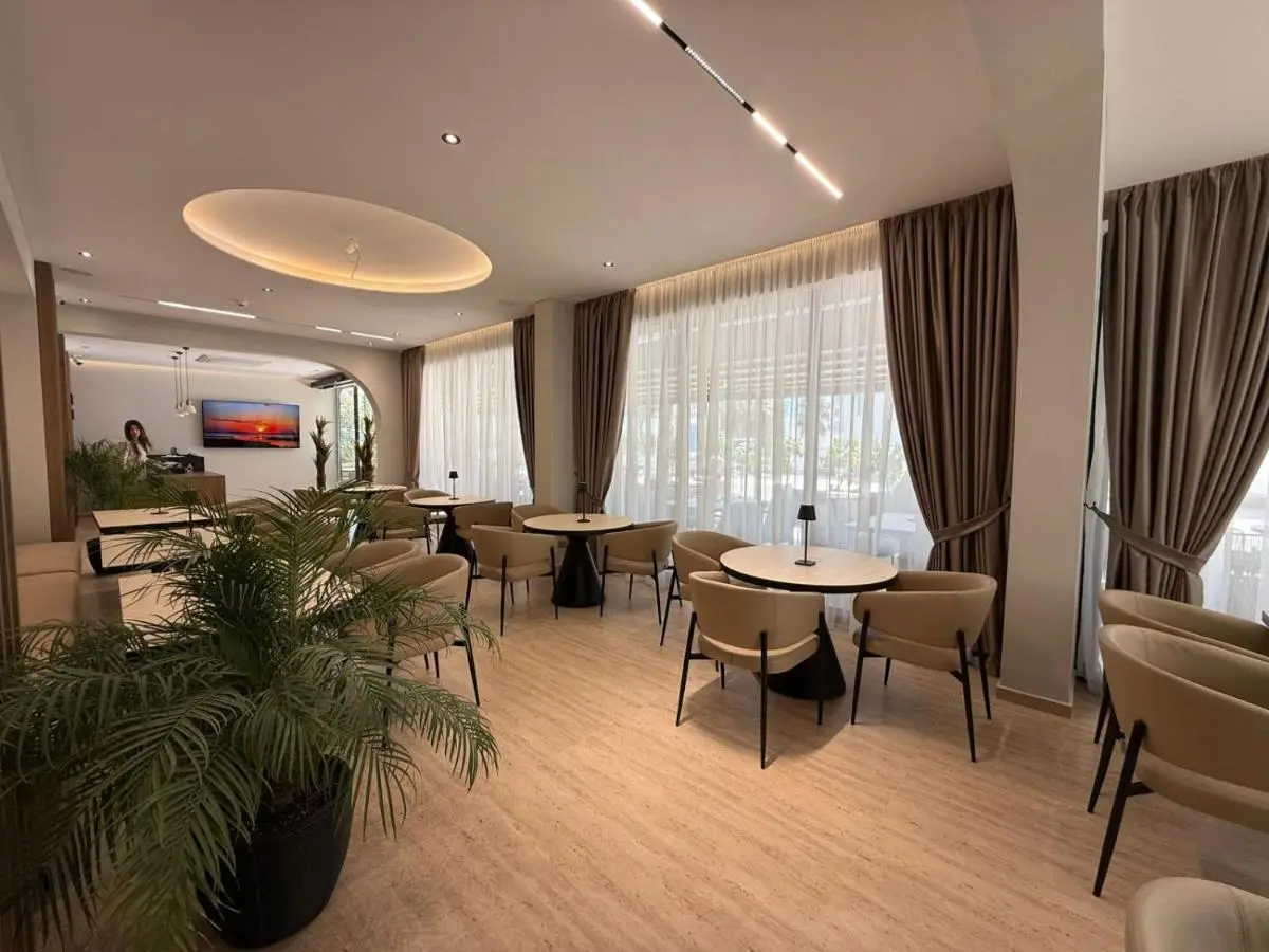 Noam Luxury Hotel