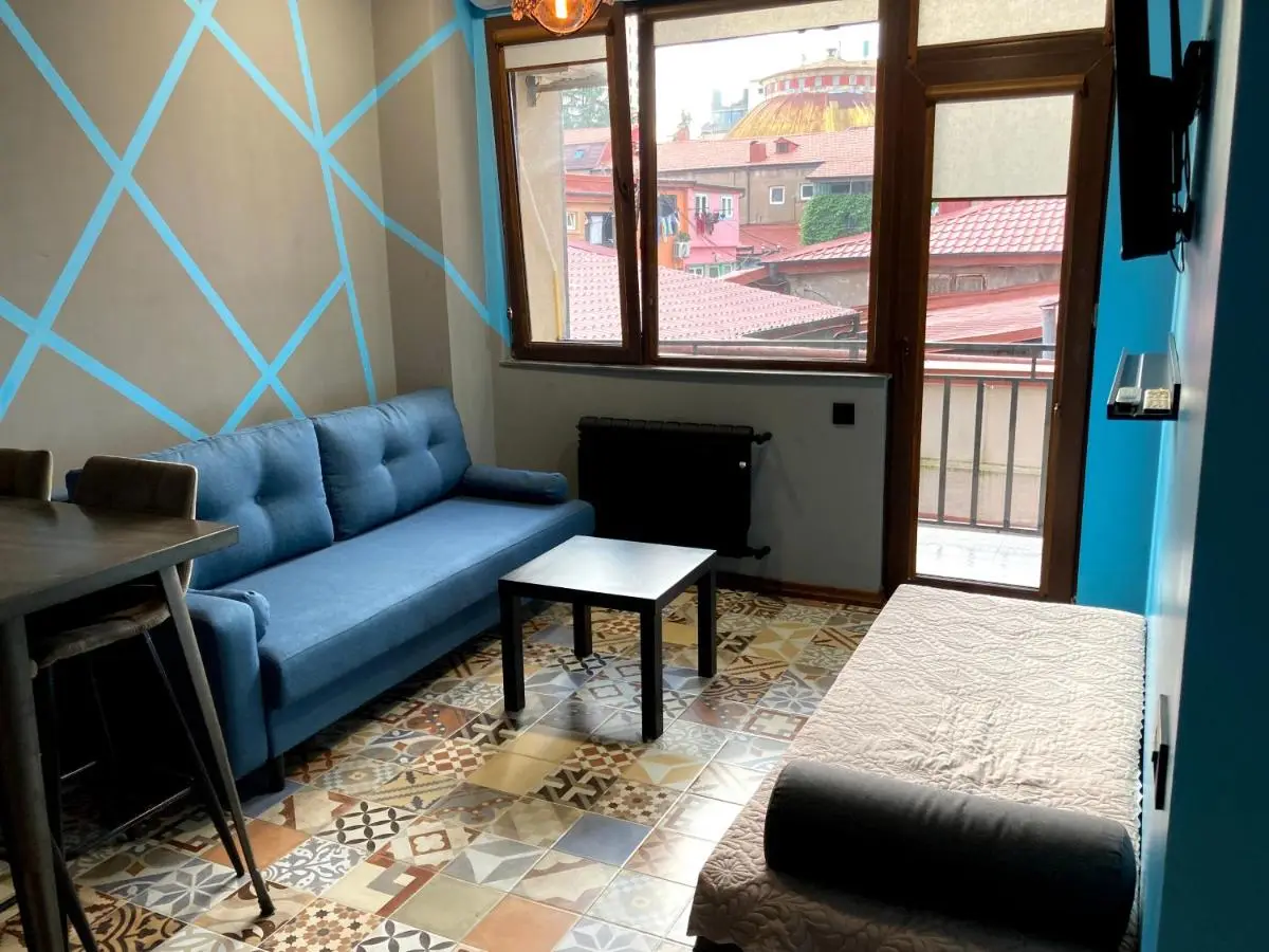Barney's apartment