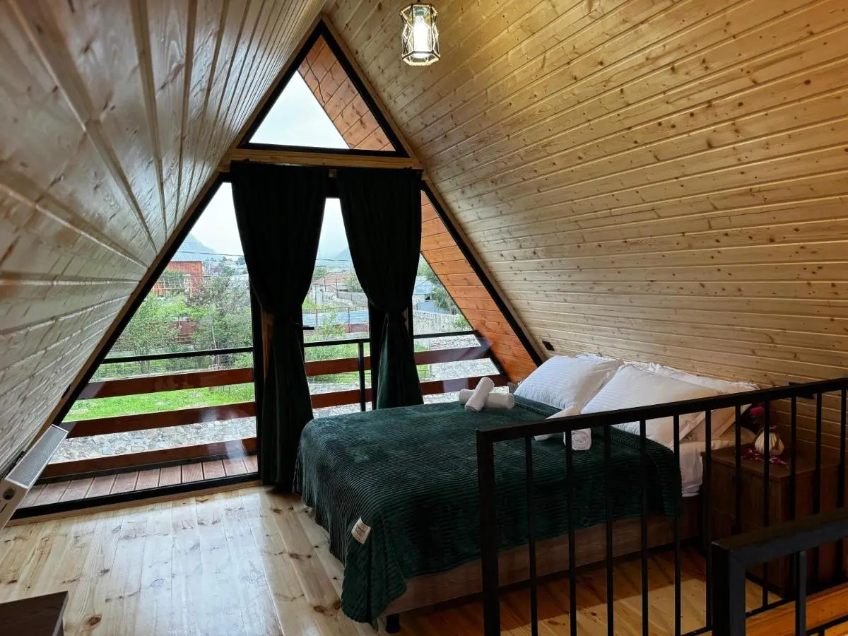 Andezit Kazbegi