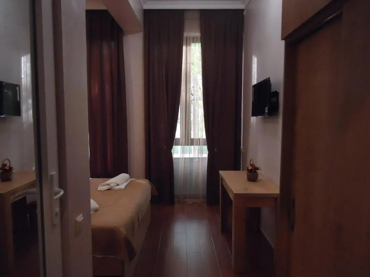 La'Rooms