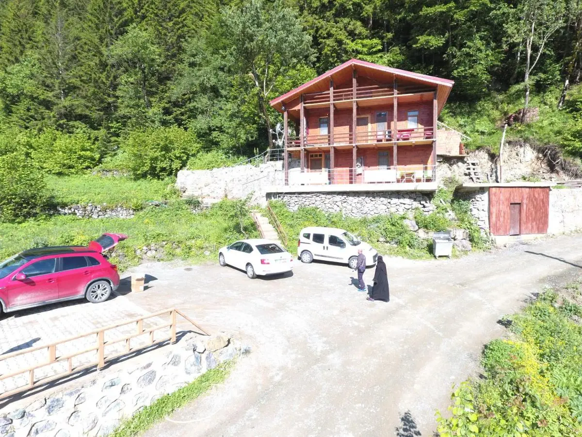 Ozturk Apart