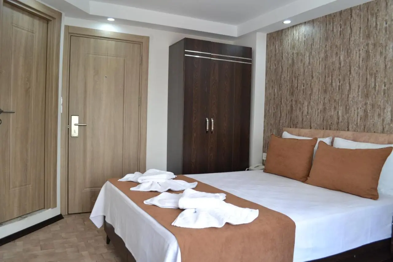 HOTEL GLOBAL 2022